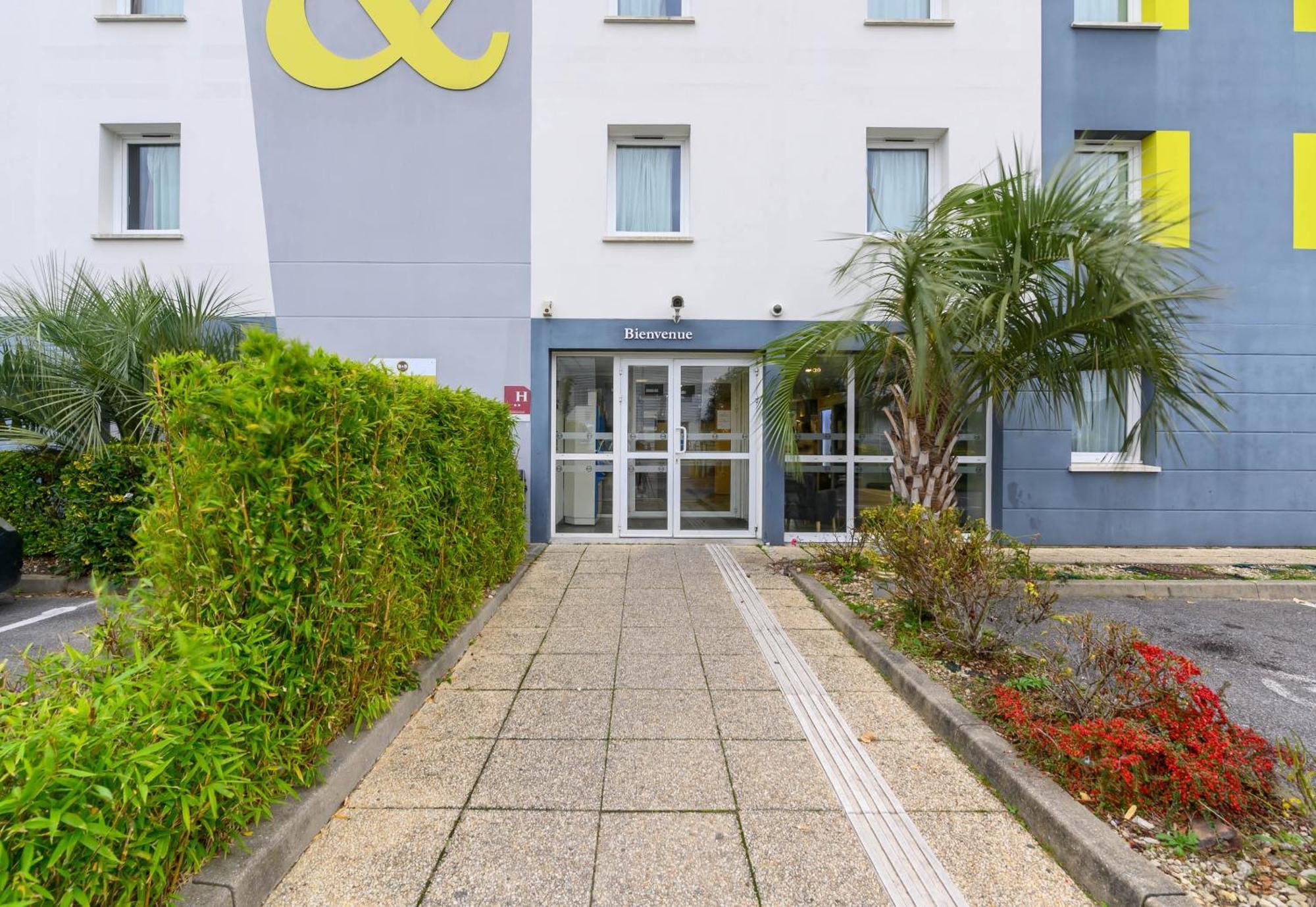 B&B Hotel Creil Chantilly Eksteriør bilde