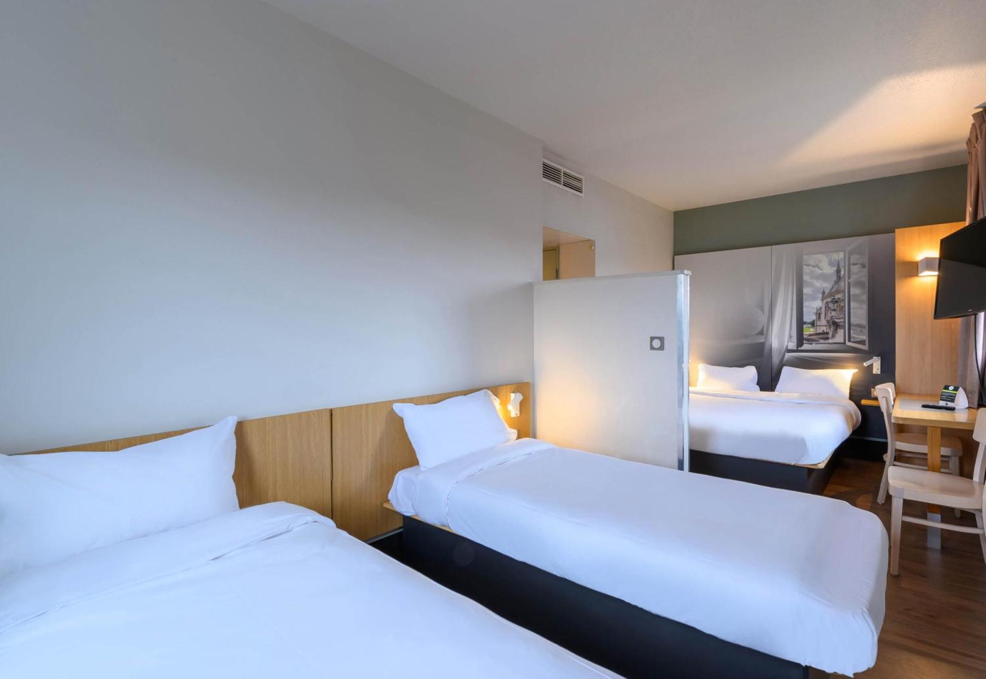 B&B Hotel Creil Chantilly Eksteriør bilde