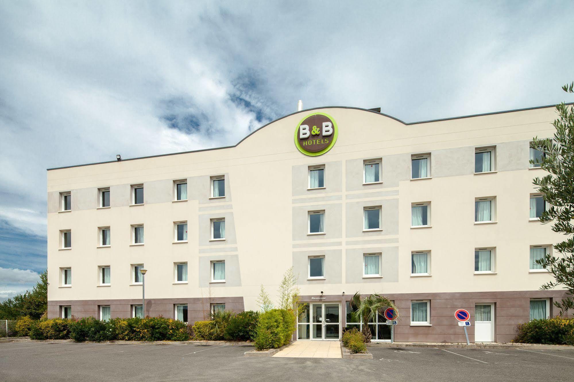 B&B Hotel Creil Chantilly Eksteriør bilde