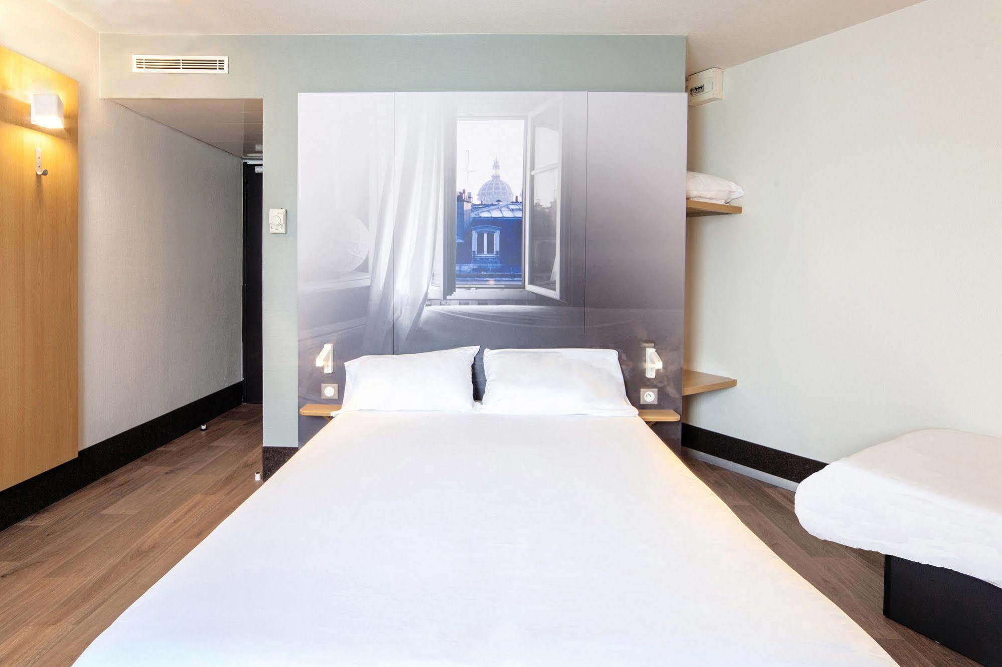 B&B Hotel Creil Chantilly Eksteriør bilde